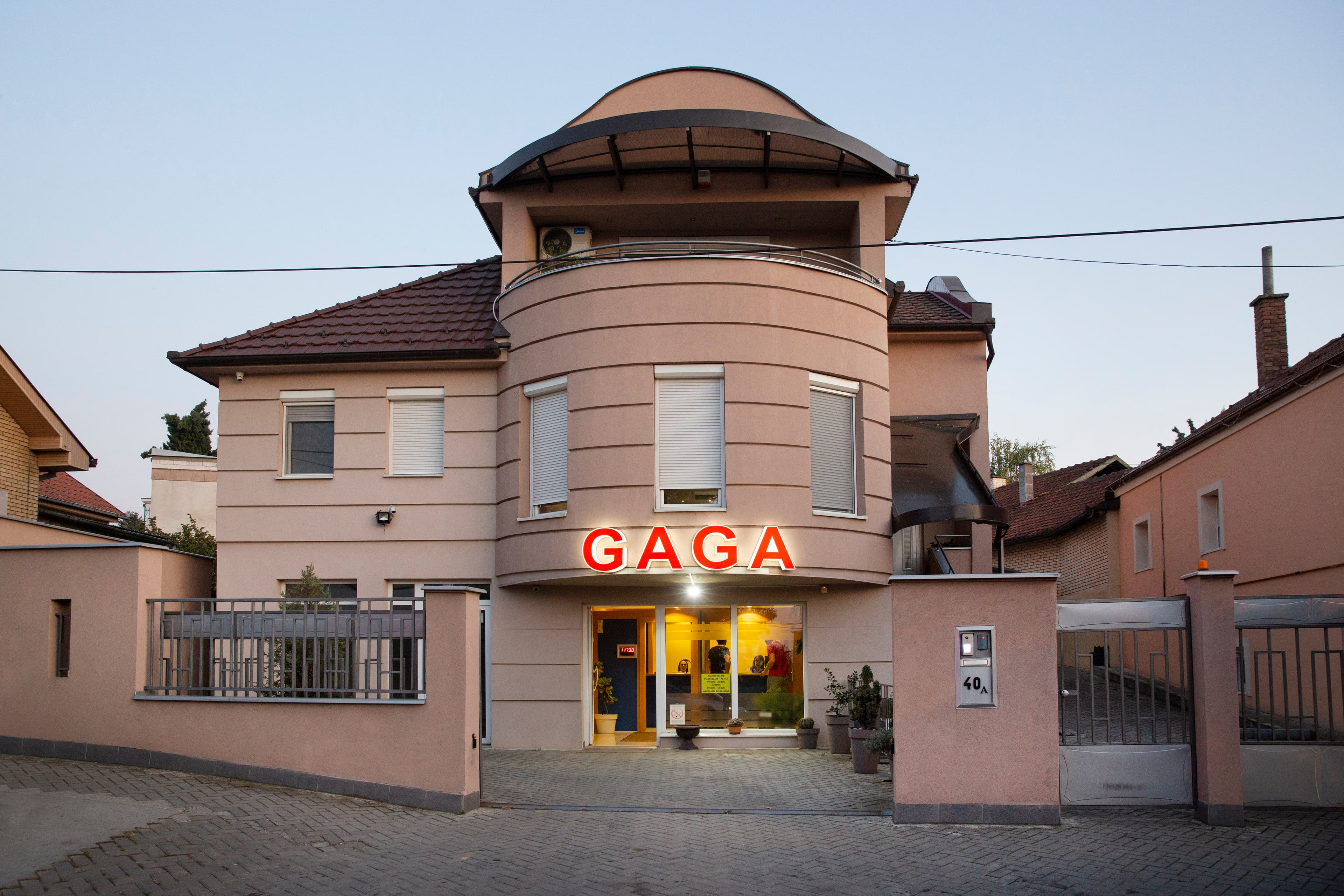 Menjačnica Gaga Sremska Kamenica — 2
