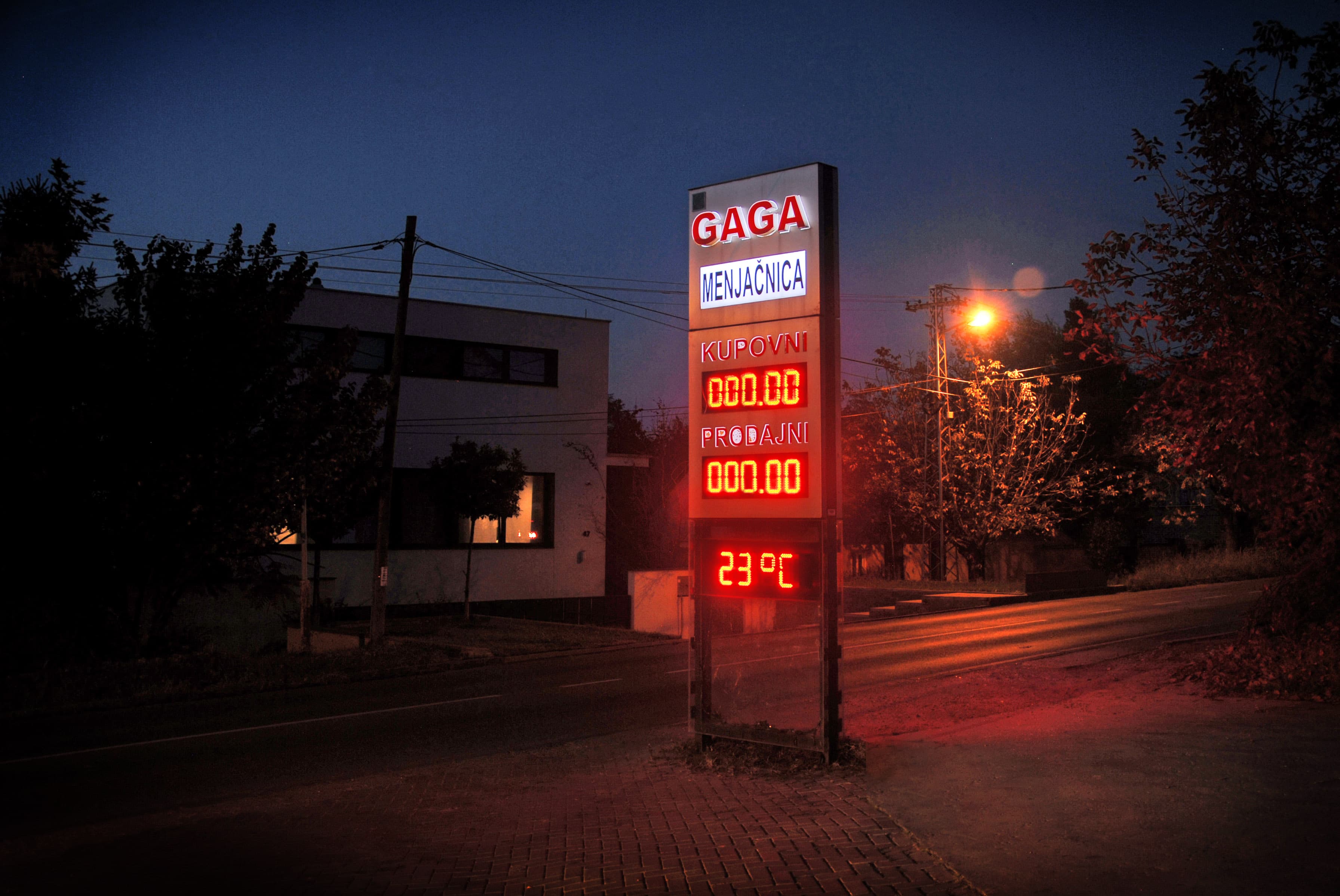 Menjačnica Gaga Sremska Kamenica — 5